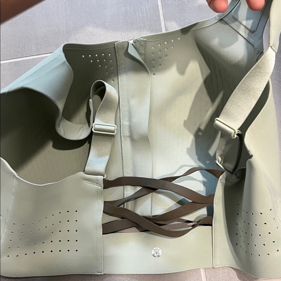 Victorias Secret light green VSX Featherweight Max™ Front-Close Sports Bra 36DDD - Picture 3 of 6